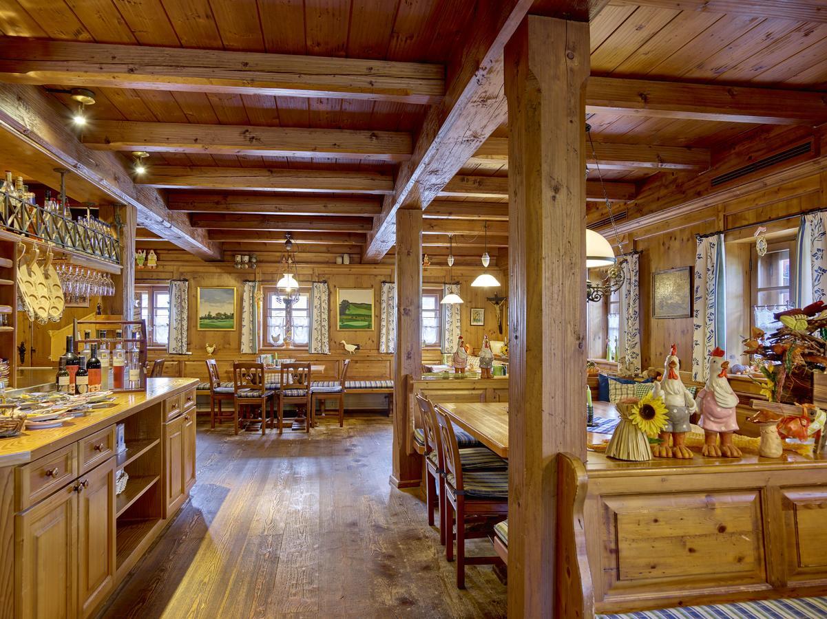 Gutshof Uttlau Hotel Haarbach Екстериор снимка